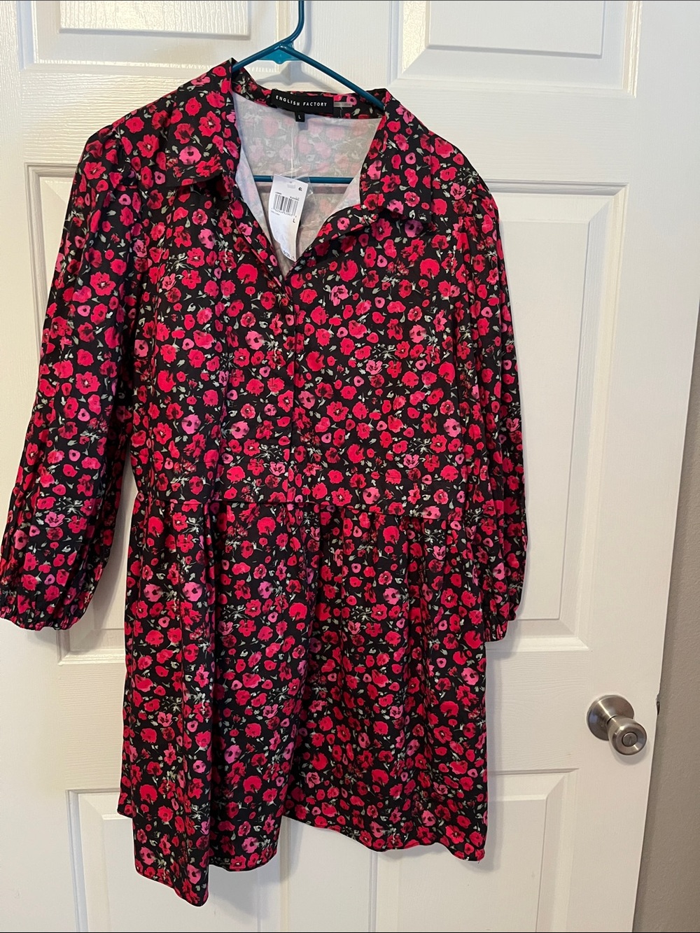 English Factory Women's Red Floral Shirt Mini Dress Size: Large